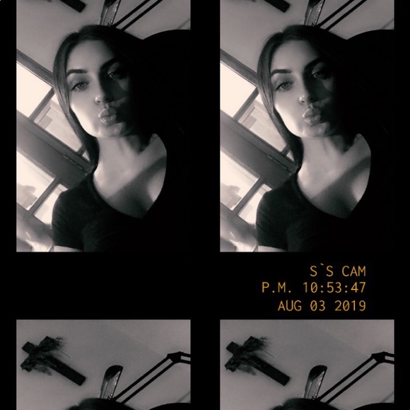 Meet your Posher, Sinead - Picture 2 of 4